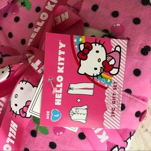 Super cute Hello Kitty PJ set
